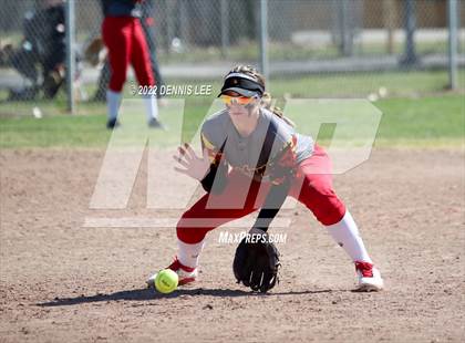 Thumbnail 2 in Escalon vs. Oakdale photogallery.