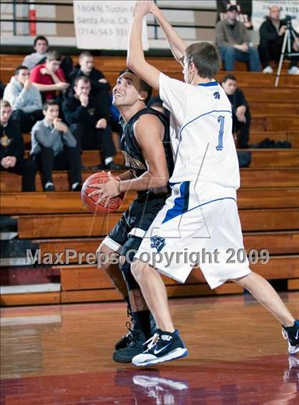 Thumbnail 3 in Olympian vs. Diamond Ranch (Orange Holiday Classic) photogallery.