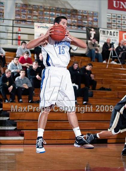 Thumbnail 2 in Olympian vs. Diamond Ranch (Orange Holiday Classic) photogallery.