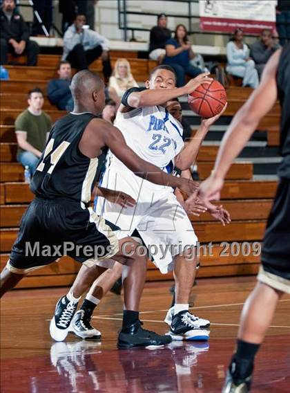 Thumbnail 2 in Olympian vs. Diamond Ranch (Orange Holiday Classic) photogallery.