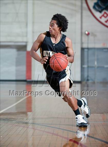 Thumbnail 3 in Olympian vs. Diamond Ranch (Orange Holiday Classic) photogallery.