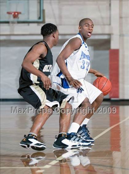 Thumbnail 2 in Olympian vs. Diamond Ranch (Orange Holiday Classic) photogallery.