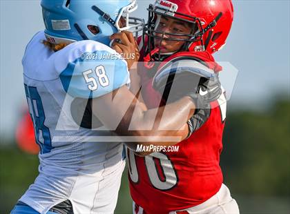 Thumbnail 1 in Lorena vs. China Spring photogallery.