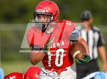 Thumbnail 3 in Lorena vs. China Spring photogallery.