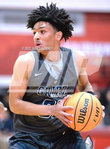 Thumbnail 2 in Mojave vs Spring Valley (NIAA 4A Final) photogallery.