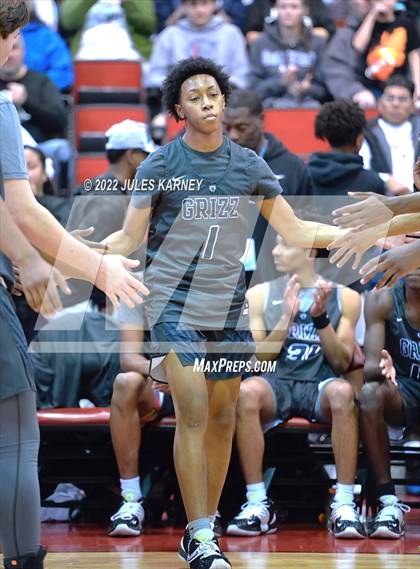 Thumbnail 2 in Mojave vs Spring Valley (NIAA 4A Final) photogallery.