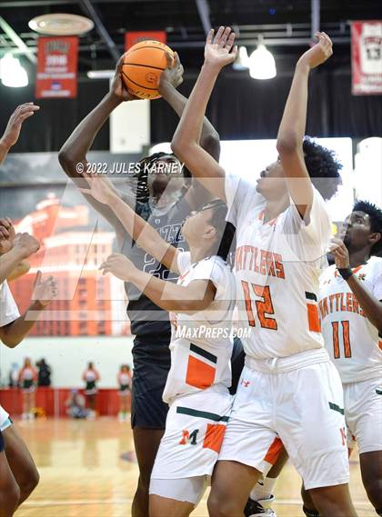 Thumbnail 1 in Mojave vs Spring Valley (NIAA 4A Final) photogallery.