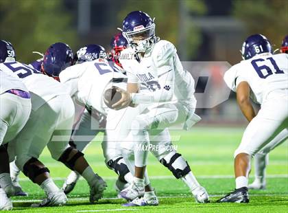 Thumbnail 1 in Loyola @ Leuzinger photogallery.