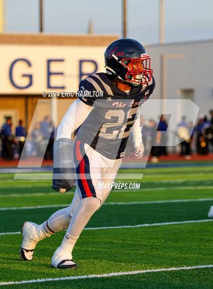 Thumbnail 3 in Loyola @ Leuzinger photogallery.