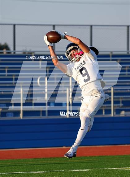Thumbnail 1 in Loyola @ Leuzinger photogallery.