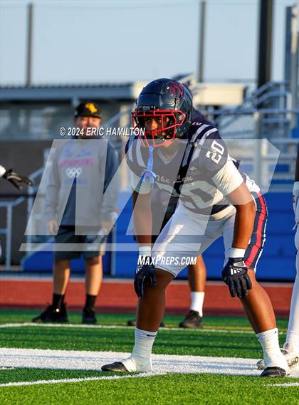Thumbnail 3 in Loyola @ Leuzinger photogallery.