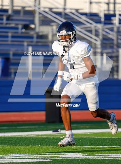 Thumbnail 3 in Loyola @ Leuzinger photogallery.