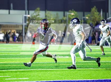 Thumbnail 3 in Loyola @ Leuzinger photogallery.
