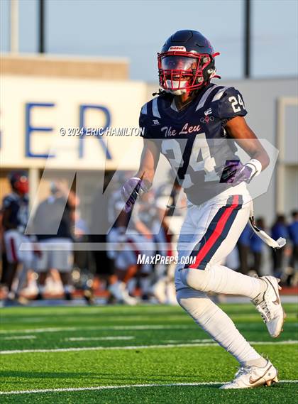 Thumbnail 1 in Loyola @ Leuzinger photogallery.