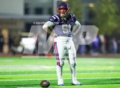 Thumbnail 3 in Loyola @ Leuzinger photogallery.