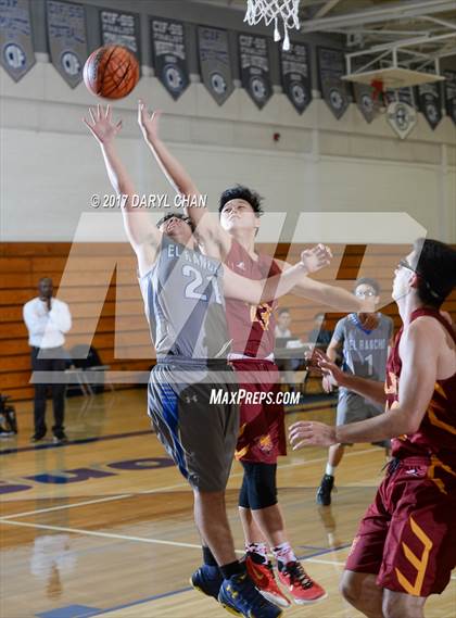 Thumbnail 1 in El Rancho vs Wilson (Cal High Tournament) photogallery.