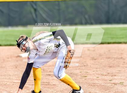 Thumbnail 1 in South @ Shawnee Mission West photogallery.