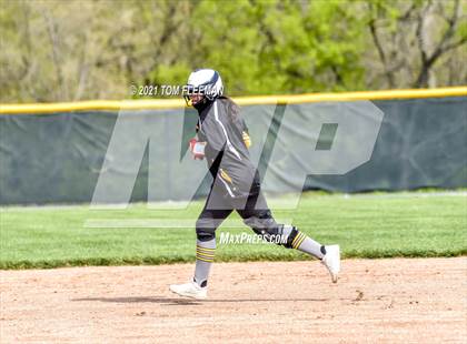 Thumbnail 1 in South @ Shawnee Mission West photogallery.