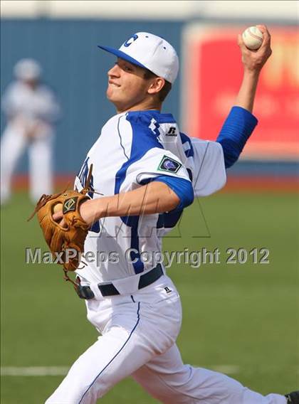 Thumbnail 1 in Rockwall vs. Centennial photogallery.