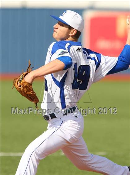 Thumbnail 2 in Rockwall vs. Centennial photogallery.