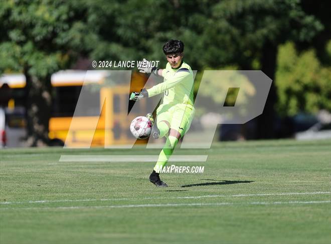 null - Photo 11