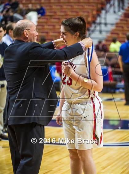 Thumbnail 2 in Cromwell vs. Notre Dame-Fairfield (CIAC Class M Final) photogallery.