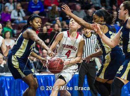 Thumbnail 2 in Cromwell vs. Notre Dame-Fairfield (CIAC Class M Final) photogallery.