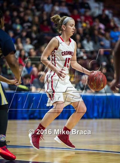Thumbnail 2 in Cromwell vs. Notre Dame-Fairfield (CIAC Class M Final) photogallery.