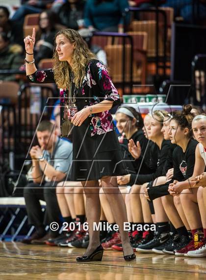 Thumbnail 2 in Cromwell vs. Notre Dame-Fairfield (CIAC Class M Final) photogallery.