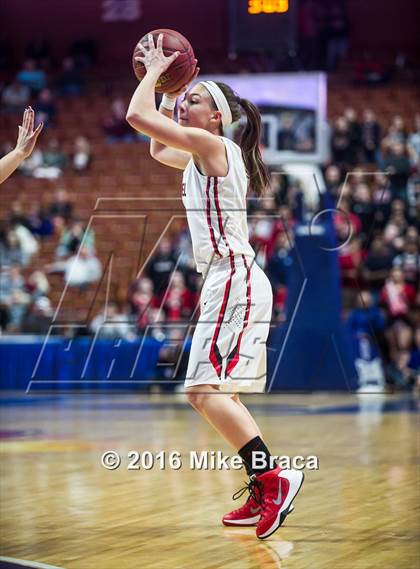 Thumbnail 3 in Cromwell vs. Notre Dame-Fairfield (CIAC Class M Final) photogallery.