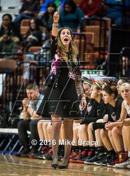 Thumbnail 2 in Cromwell vs. Notre Dame-Fairfield (CIAC Class M Final) photogallery.