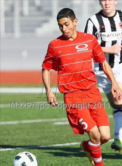 Thumbnail 2 in Odessa vs Marcus (Marcus Classic) photogallery.