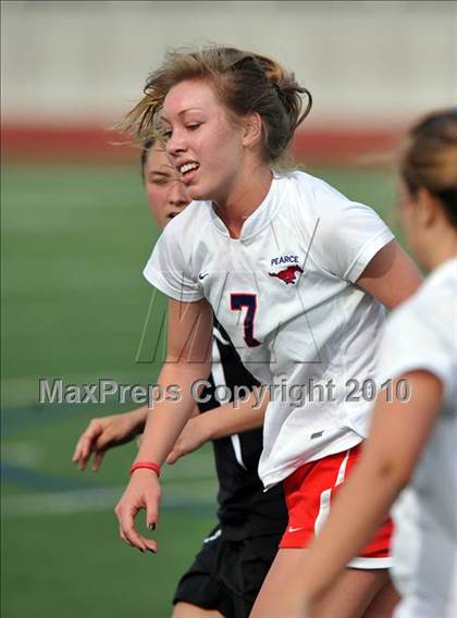 Thumbnail 3 in Pearce vs Rockwall (Class 4A, Region II semifinal) photogallery.