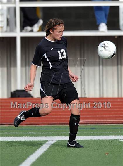 Thumbnail 1 in Pearce vs Rockwall (Class 4A, Region II semifinal) photogallery.