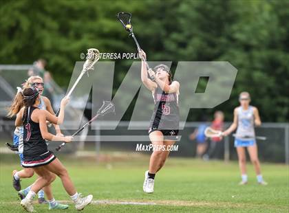 Thumbnail 2 in Wando vs. Mann (SCHSL AAAAA Upper State Championship) photogallery.