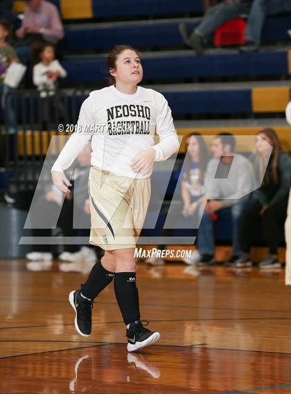 Thumbnail 1 in Helias vs Neosho (Central Bank Shootout) photogallery.