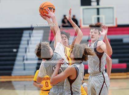 Thumbnail 3 in Woodrow Wilson vs. Laguna Hills photogallery.