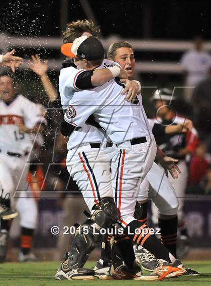 Thumbnail 2 in Hart vs. Huntington Beach (CIF SS D1 Final) photogallery.