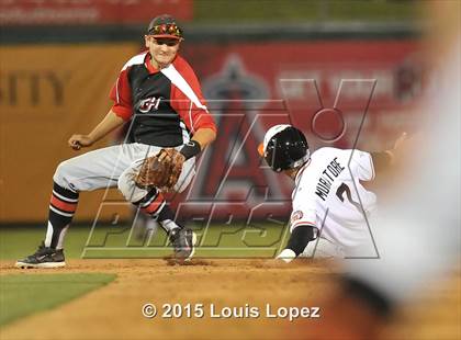 Thumbnail 1 in Hart vs. Huntington Beach (CIF SS D1 Final) photogallery.