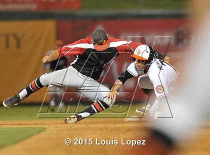Thumbnail 1 in Hart vs. Huntington Beach (CIF SS D1 Final) photogallery.