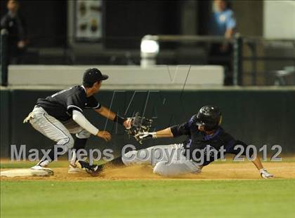 Thumbnail 3 in Rancho Cucamonga vs. Etiwanda (Battle of the Baseline League) photogallery.