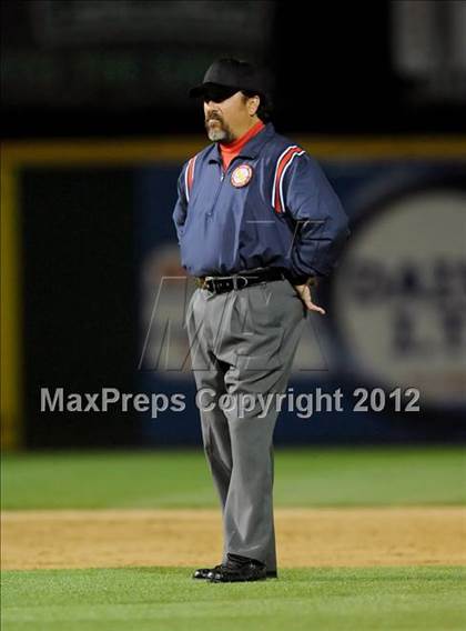 Thumbnail 3 in Rancho Cucamonga vs. Etiwanda (Battle of the Baseline League) photogallery.