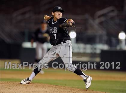 Thumbnail 2 in Rancho Cucamonga vs. Etiwanda (Battle of the Baseline League) photogallery.