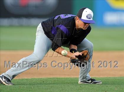 Thumbnail 3 in Rancho Cucamonga vs. Etiwanda (Battle of the Baseline League) photogallery.