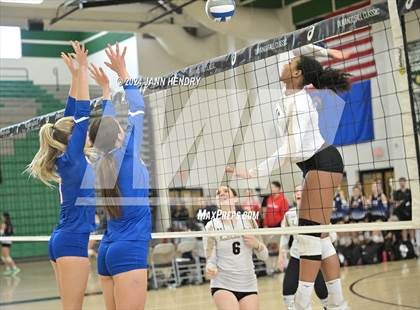 Thumbnail 2 in Oaks Christian @ Bishop Gorman (Durango Fall Classic) photogallery.