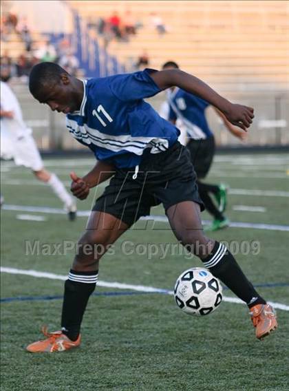 Thumbnail 2 in South Cobb vs Centennial (5A Playoff - Round 1) photogallery.