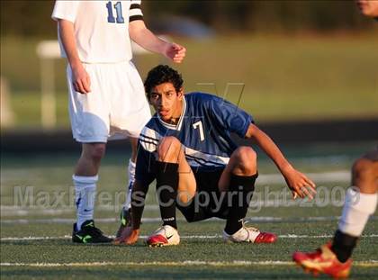 Thumbnail 3 in South Cobb vs Centennial (5A Playoff - Round 1) photogallery.
