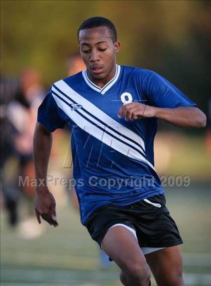 Thumbnail 1 in South Cobb vs Centennial (5A Playoff - Round 1) photogallery.