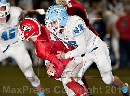 Thumbnail 3 in Corona del Mar vs. Garden Grove (CIF SS Southern Division Final) photogallery.
