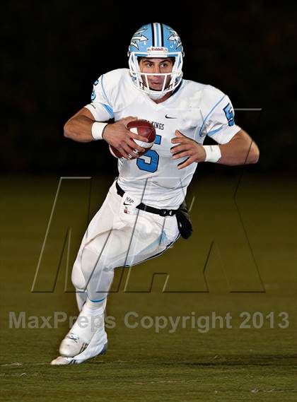 Thumbnail 3 in Corona del Mar vs. Garden Grove (CIF SS Southern Division Final) photogallery.